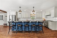 207 Fox Runn Dr, Lynchburg, VA 24503