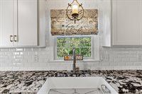 207 Fox Runn Dr, Lynchburg, VA 24503