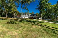 207 Fox Runn Dr, Lynchburg, VA 24503