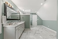 207 Fox Runn Dr, Lynchburg, VA 24503