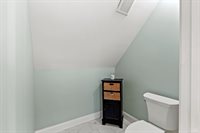207 Fox Runn Dr, Lynchburg, VA 24503
