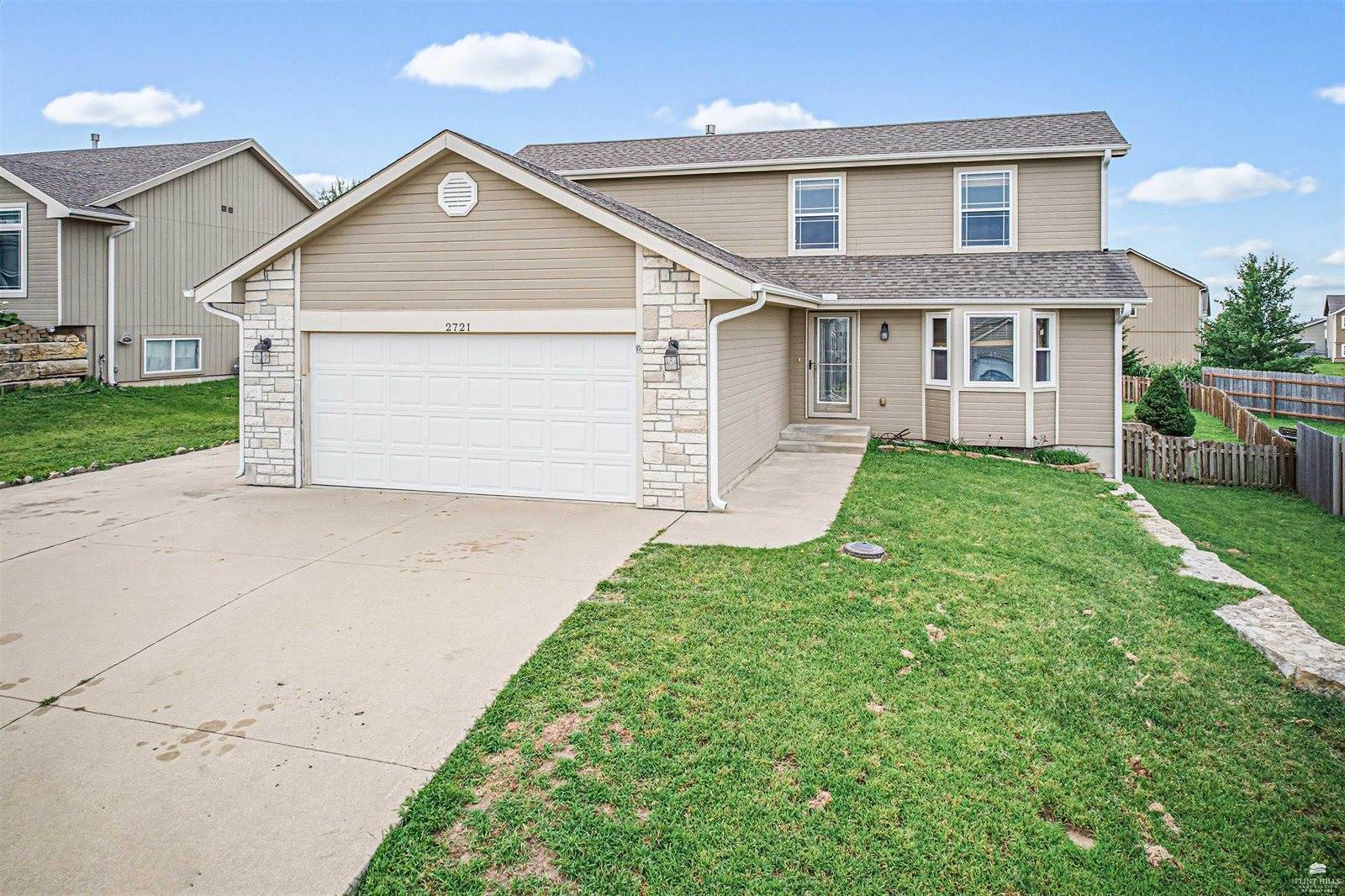 2721 Oakwood, Junction City, KS 66441