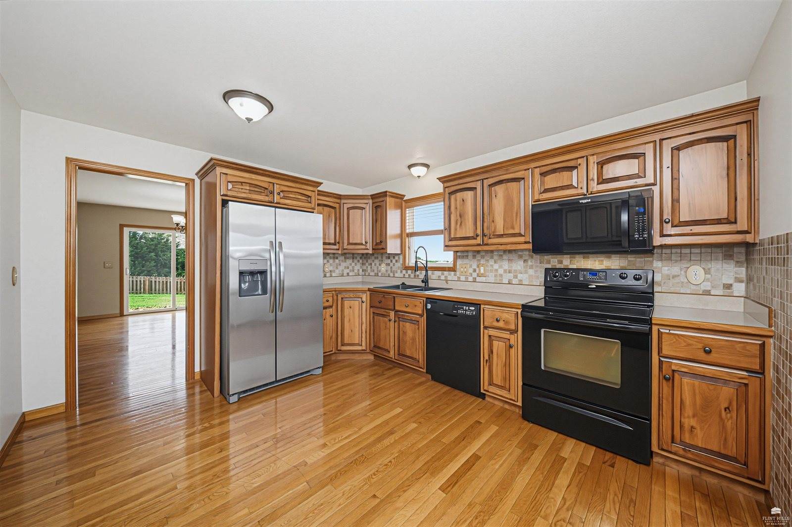 2721 Oakwood, Junction City, KS 66441