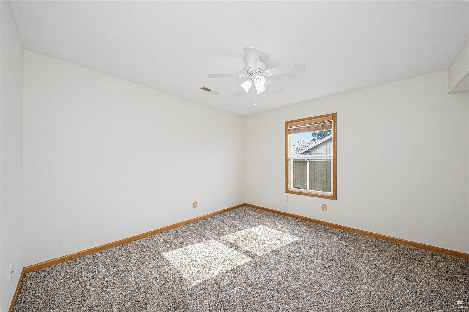 2721 Oakwood, Junction City, KS 66441