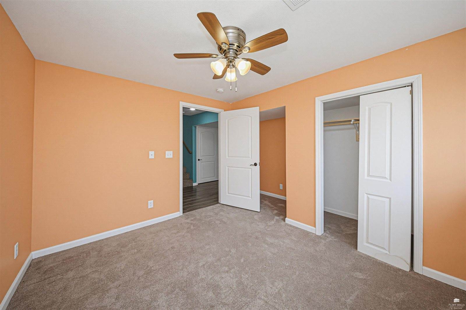 2721 Oakwood, Junction City, KS 66441