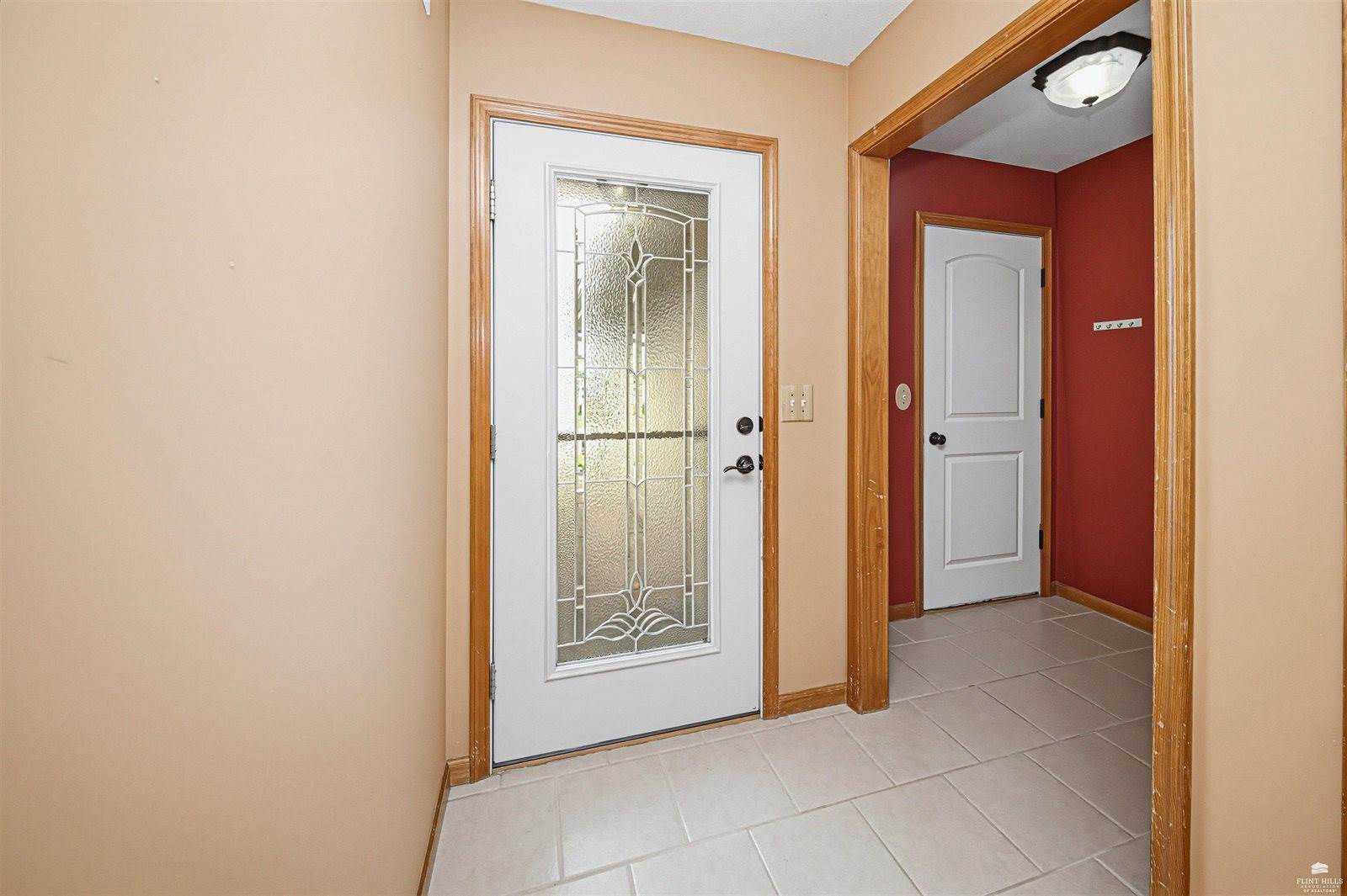 2721 Oakwood, Junction City, KS 66441