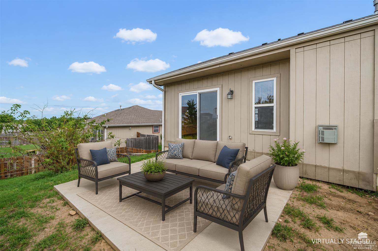 2721 Oakwood, Junction City, KS 66441