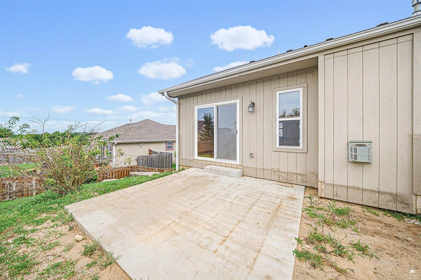 2721 Oakwood, Junction City, KS 66441