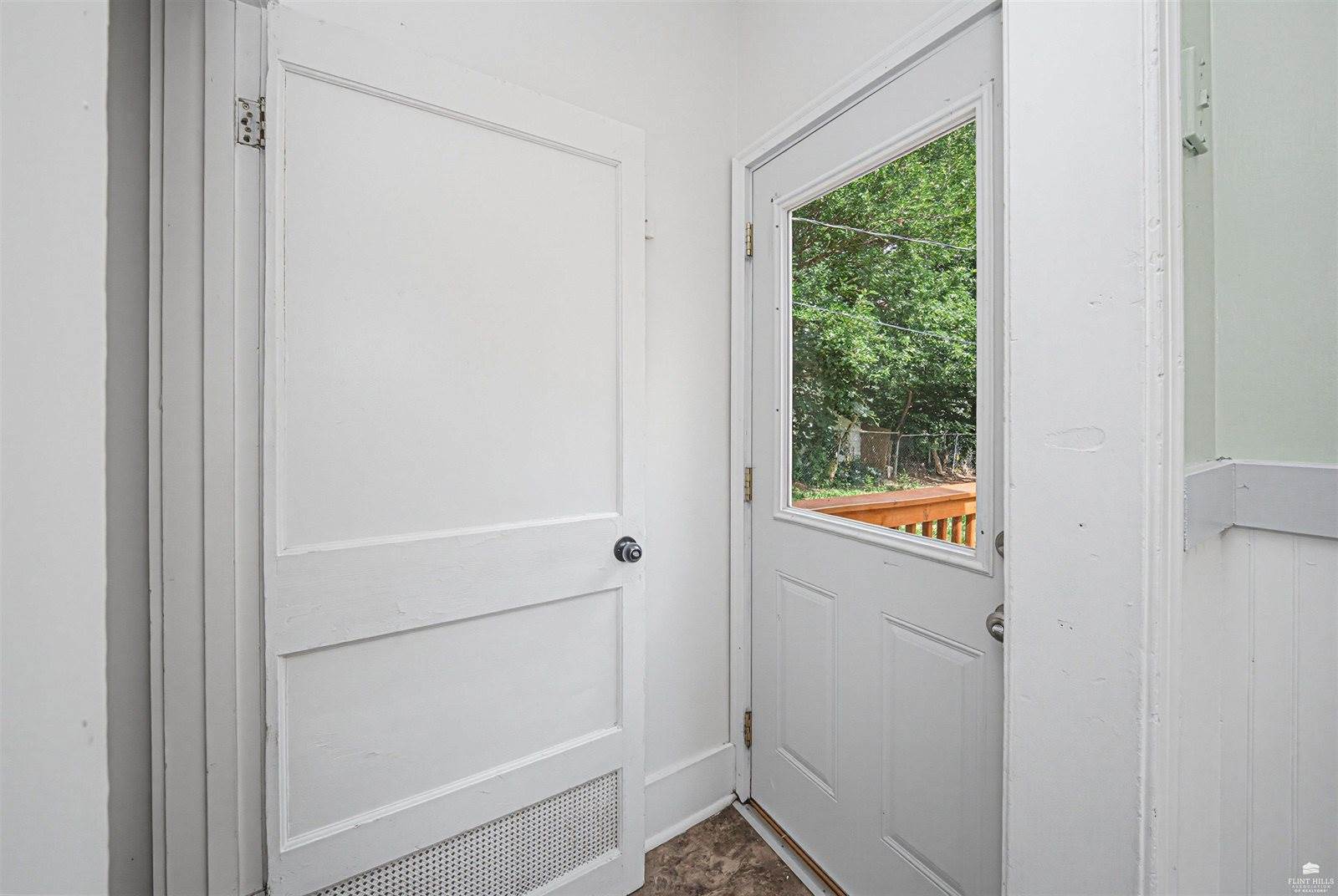 430 West Vine Street, Junction City, KS 66441