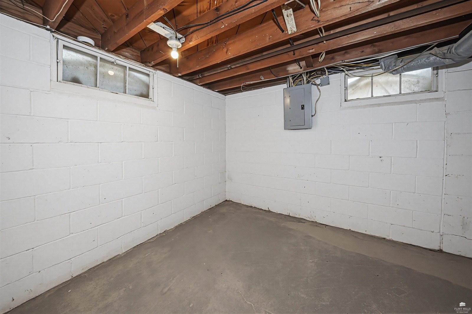430 West Vine Street, Junction City, KS 66441