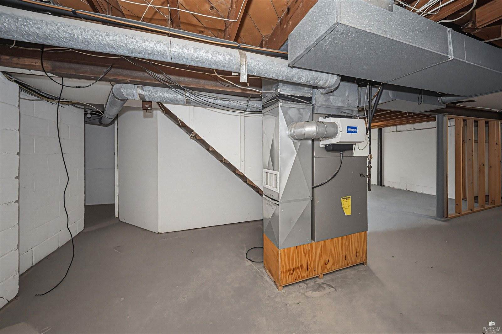 430 West Vine Street, Junction City, KS 66441