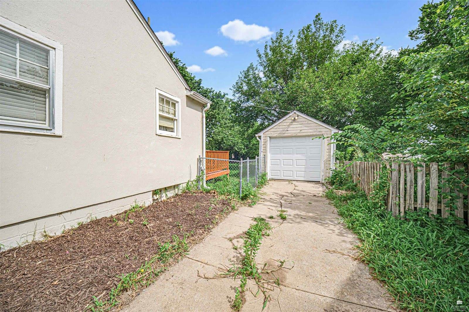 430 West Vine Street, Junction City, KS 66441