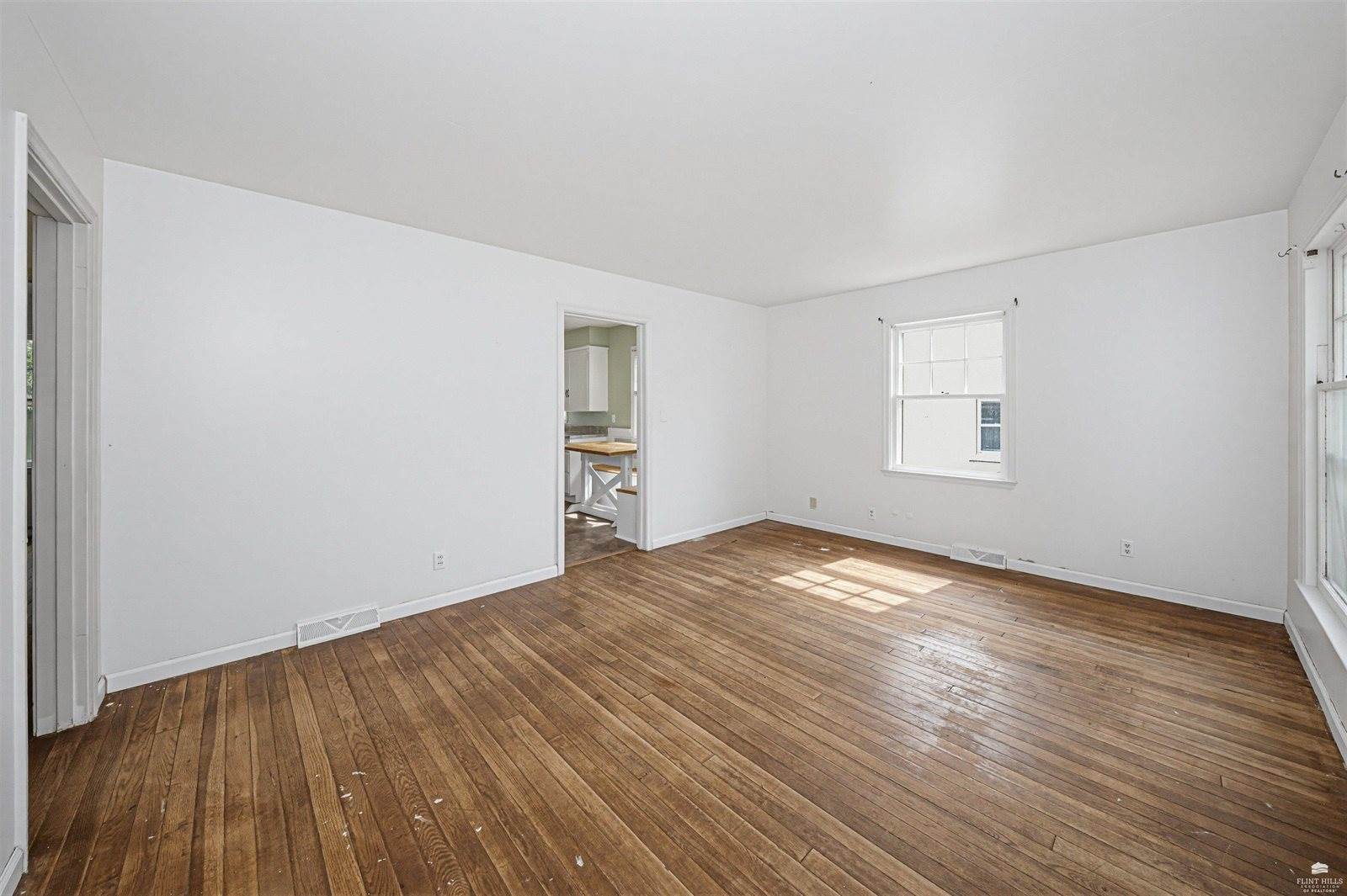 430 West Vine Street, Junction City, KS 66441