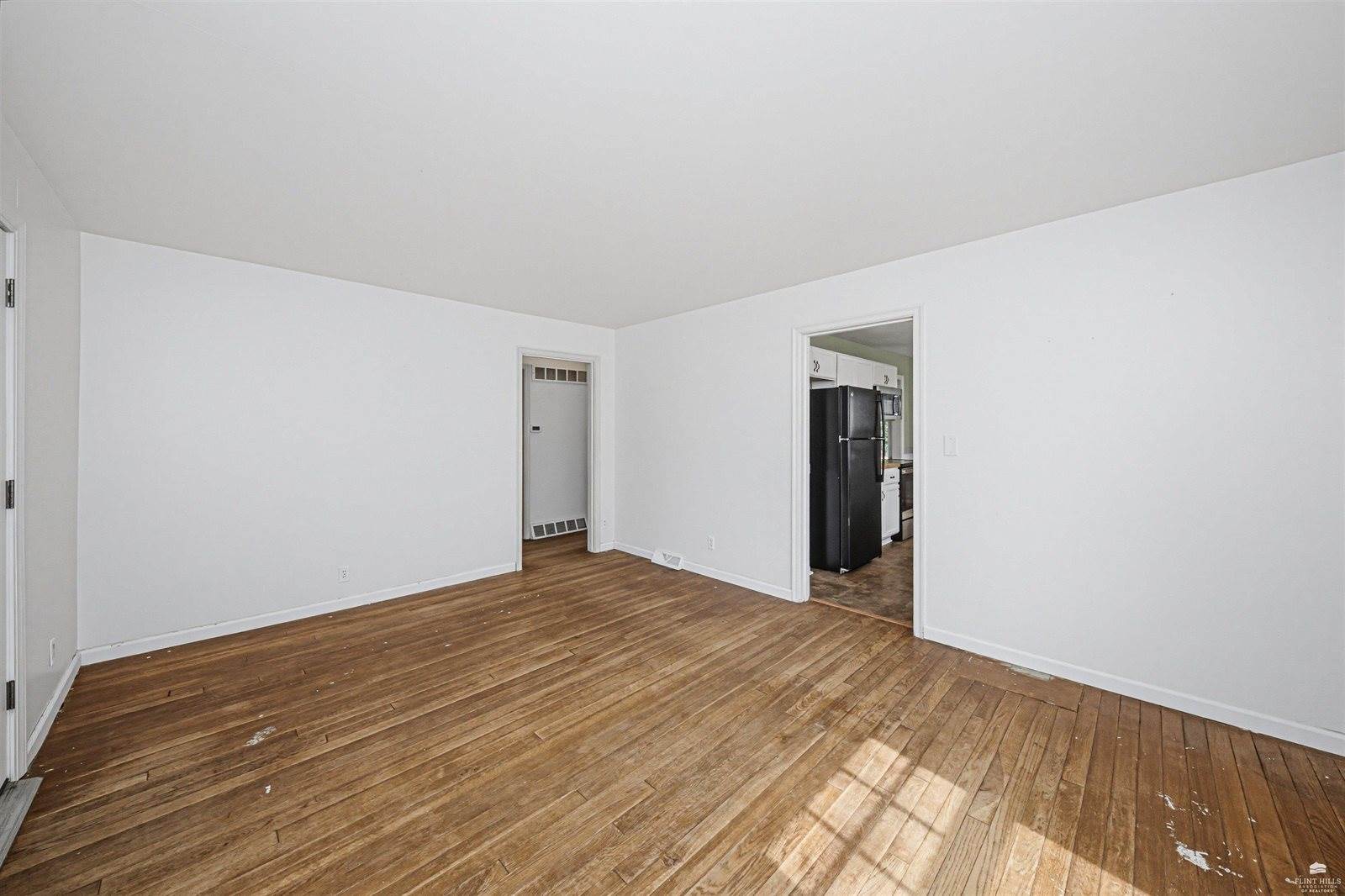 430 West Vine Street, Junction City, KS 66441