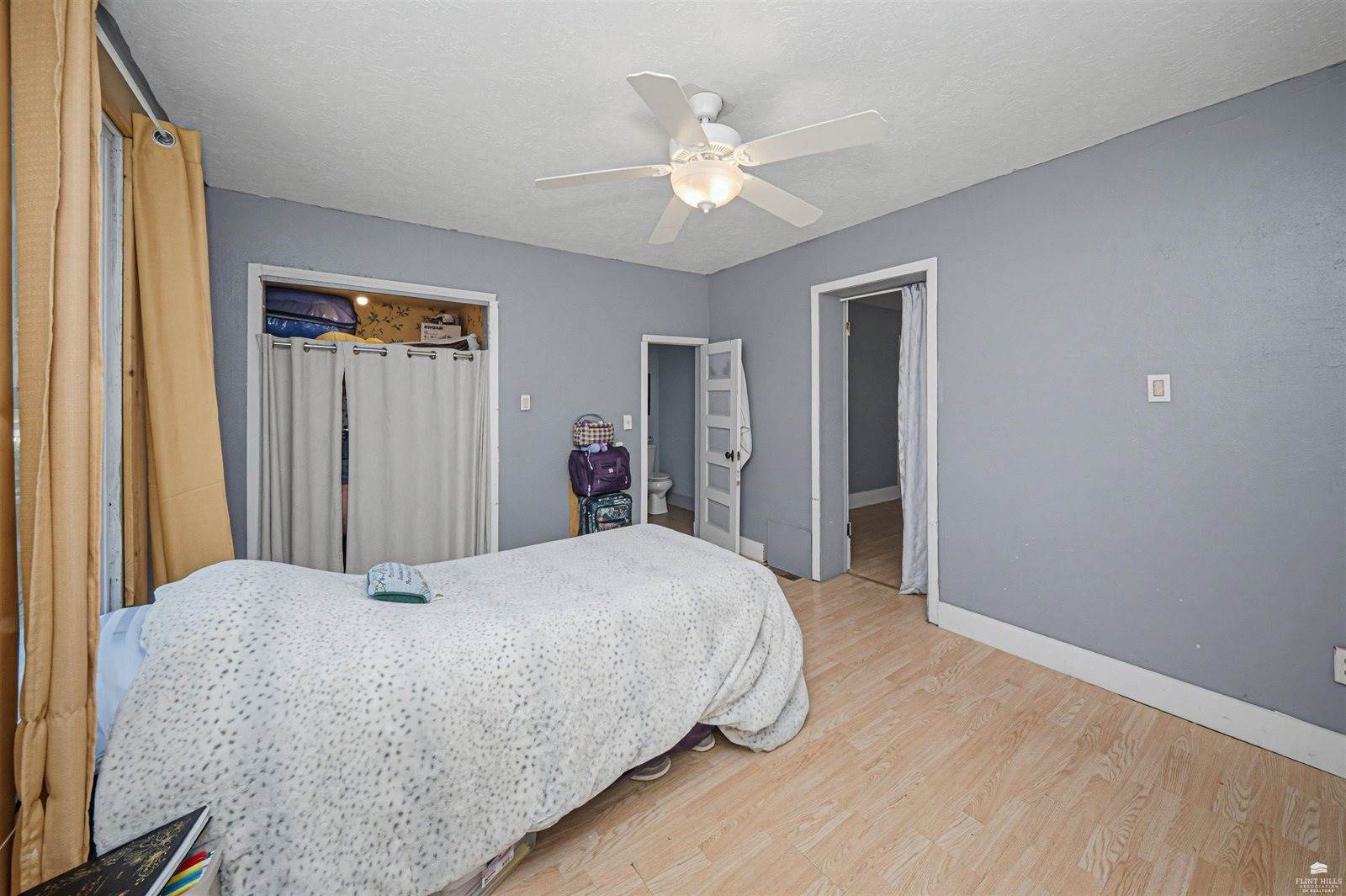 301 North Broadway, Herington, KS 67449