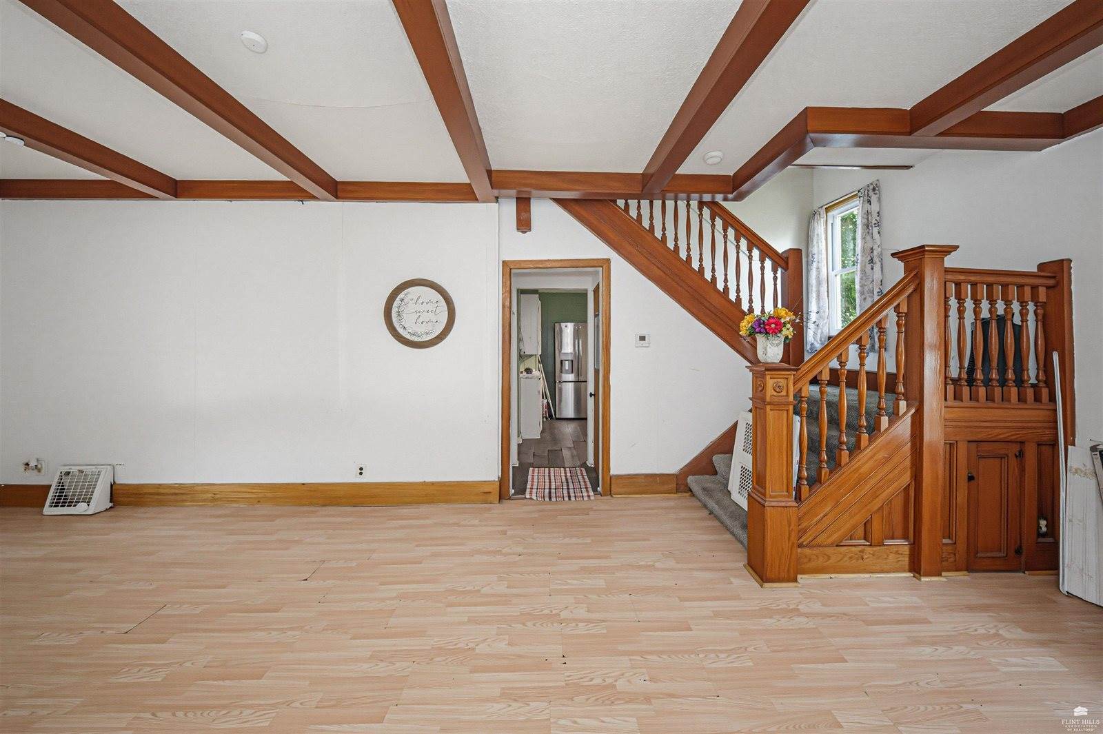 301 North Broadway, Herington, KS 67449