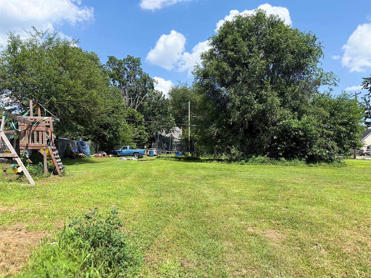 2211 N 14th St, Terre Haute, IN 47804