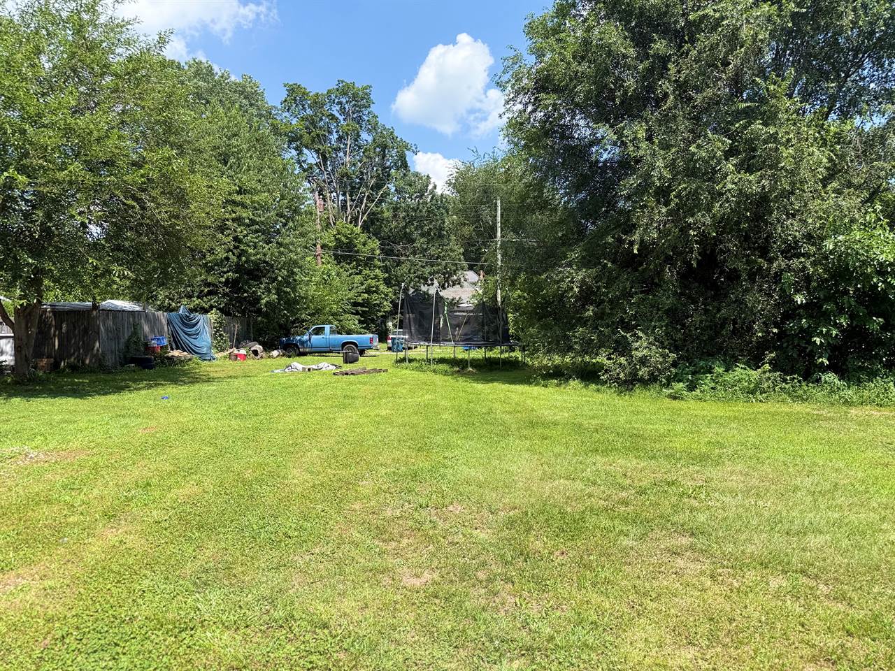 2211 N 14th St, Terre Haute, IN 47804