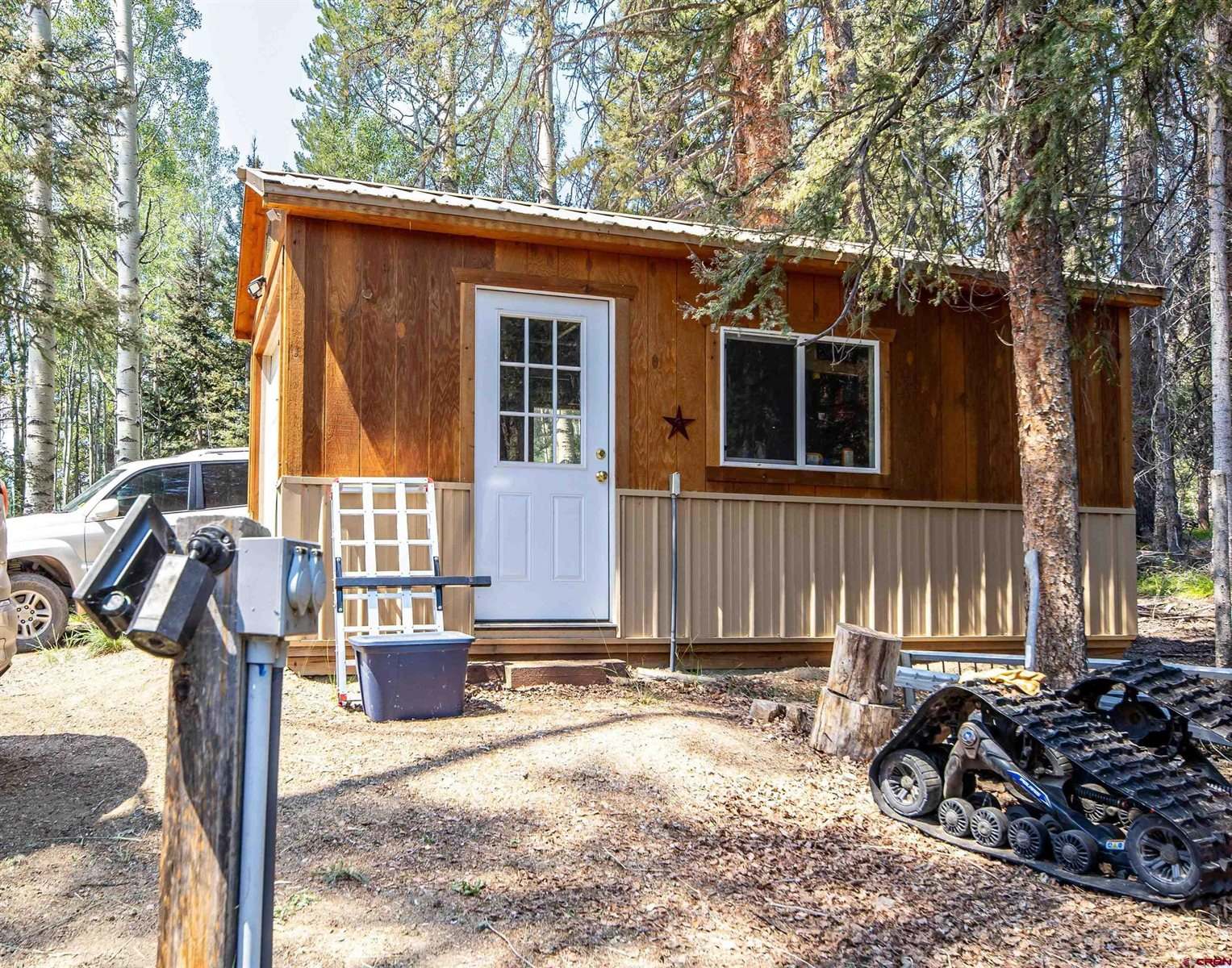 201 Lake Road, Cimarron, CO 81220