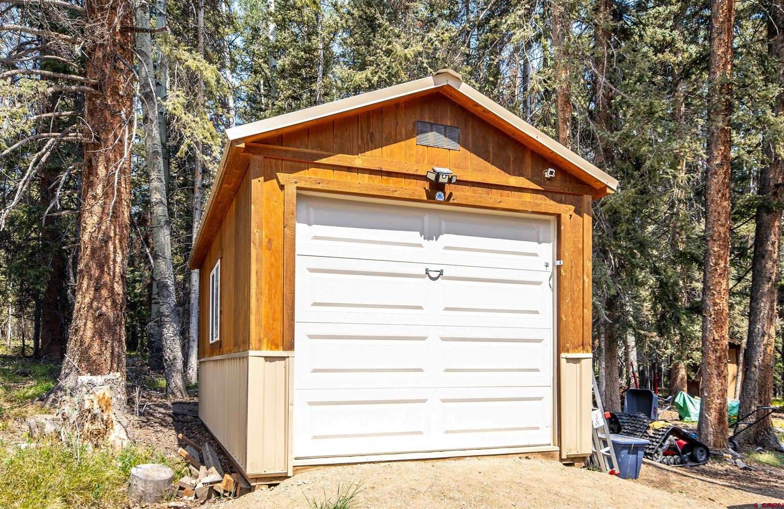 201 Lake Road, Cimarron, CO 81220