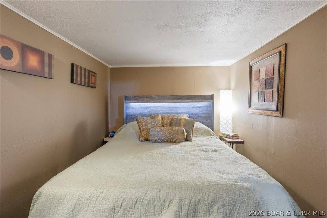 209 Greenbay Terrace, Sunrise Beach, MO 65079
