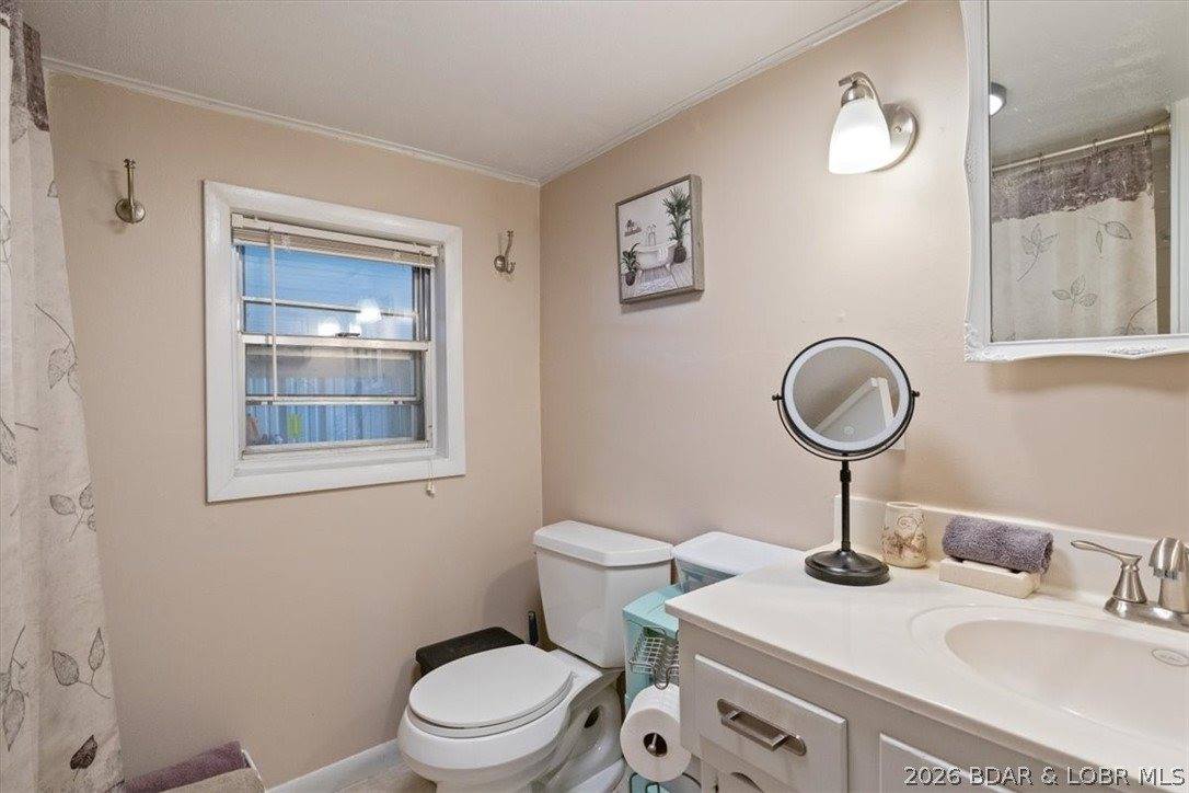 209 Greenbay Terrace, Sunrise Beach, MO 65079
