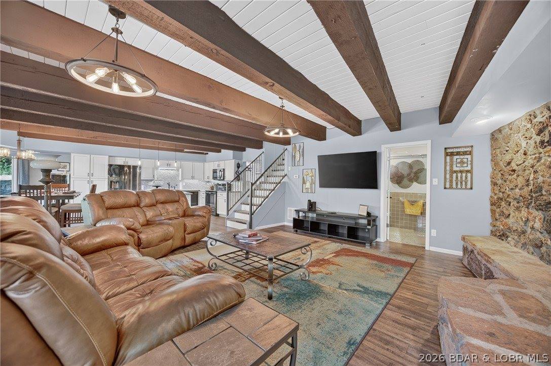 31861 Ginger Road, Gravois Mills, MO 65037