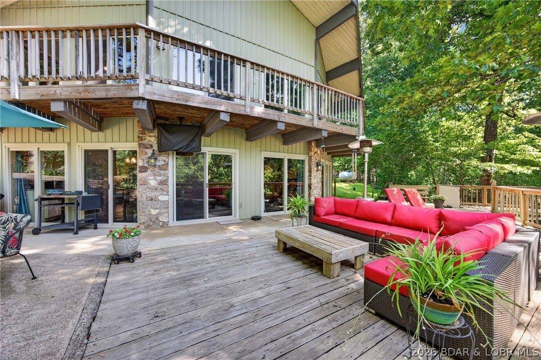 31861 Ginger Road, Gravois Mills, MO 65037