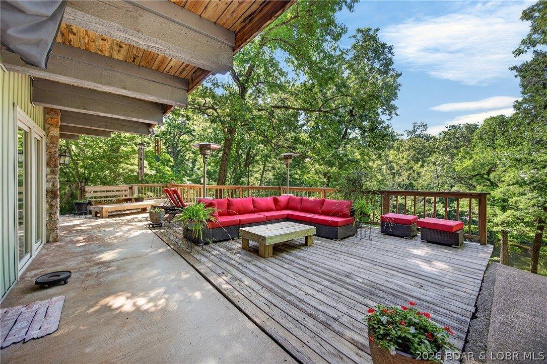 31861 Ginger Road, Gravois Mills, MO 65037