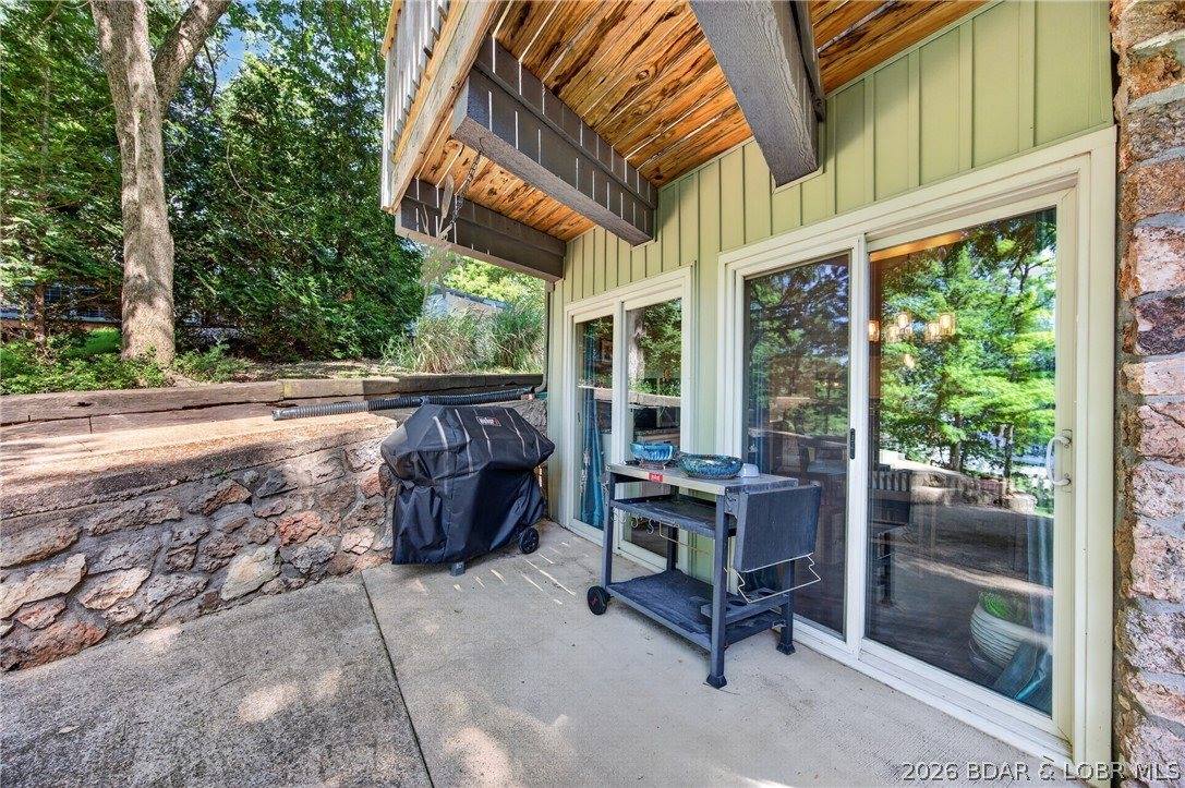 31861 Ginger Road, Gravois Mills, MO 65037