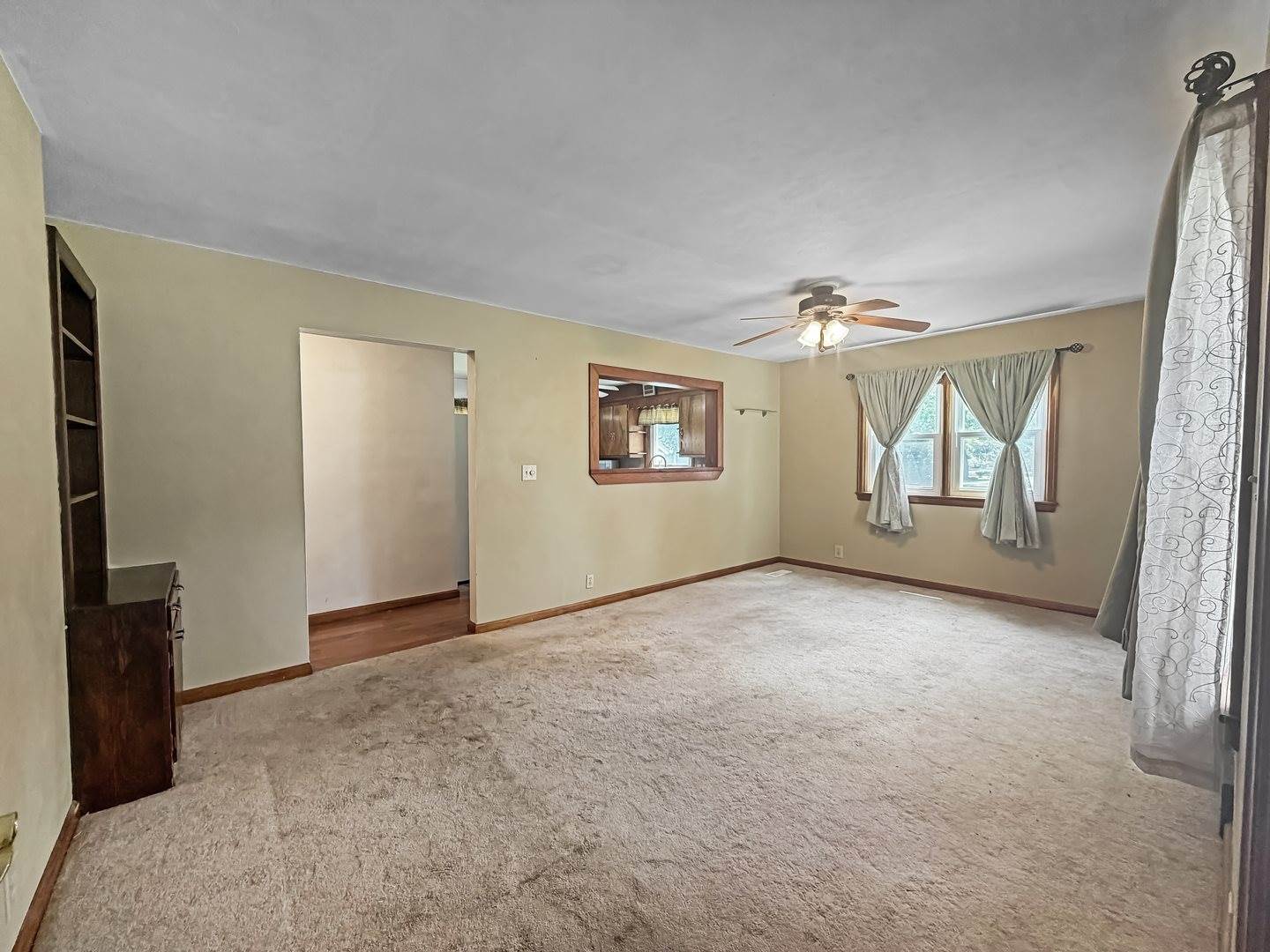 720 West American Street, Freeport, IL 61032