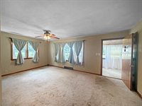 720 West American Street, Freeport, IL 61032