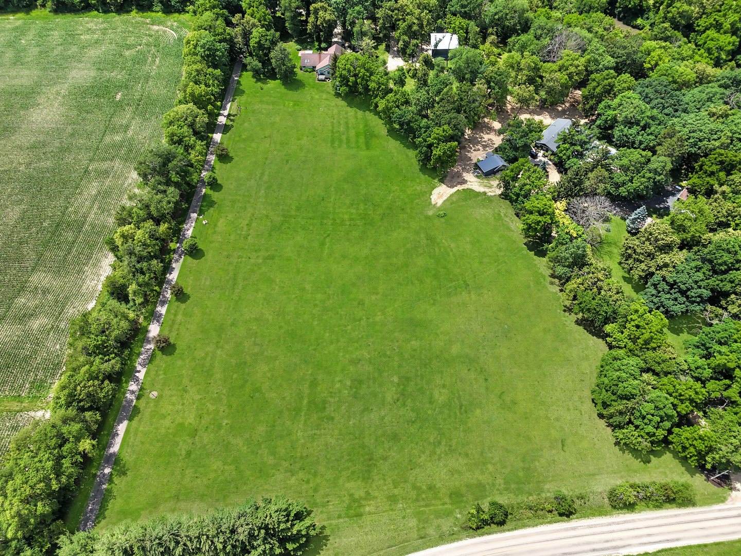 2579 West Fairgrounds Road, Freeport, IL 61032