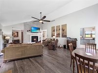 2579 West Fairgrounds Road, Freeport, IL 61032