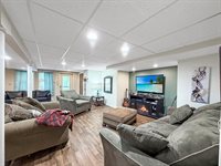 2579 West Fairgrounds Road, Freeport, IL 61032