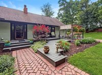 2579 West Fairgrounds Road, Freeport, IL 61032
