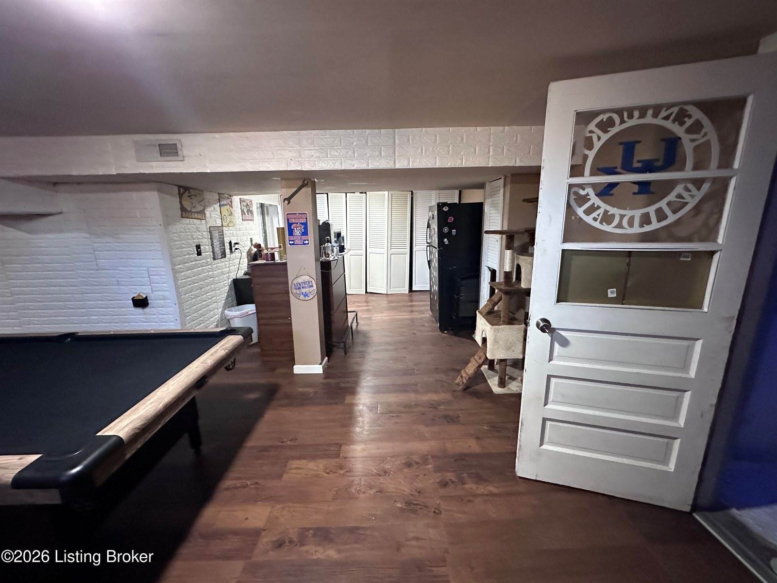 2325 Allen Dr, Lexington, KY 40505