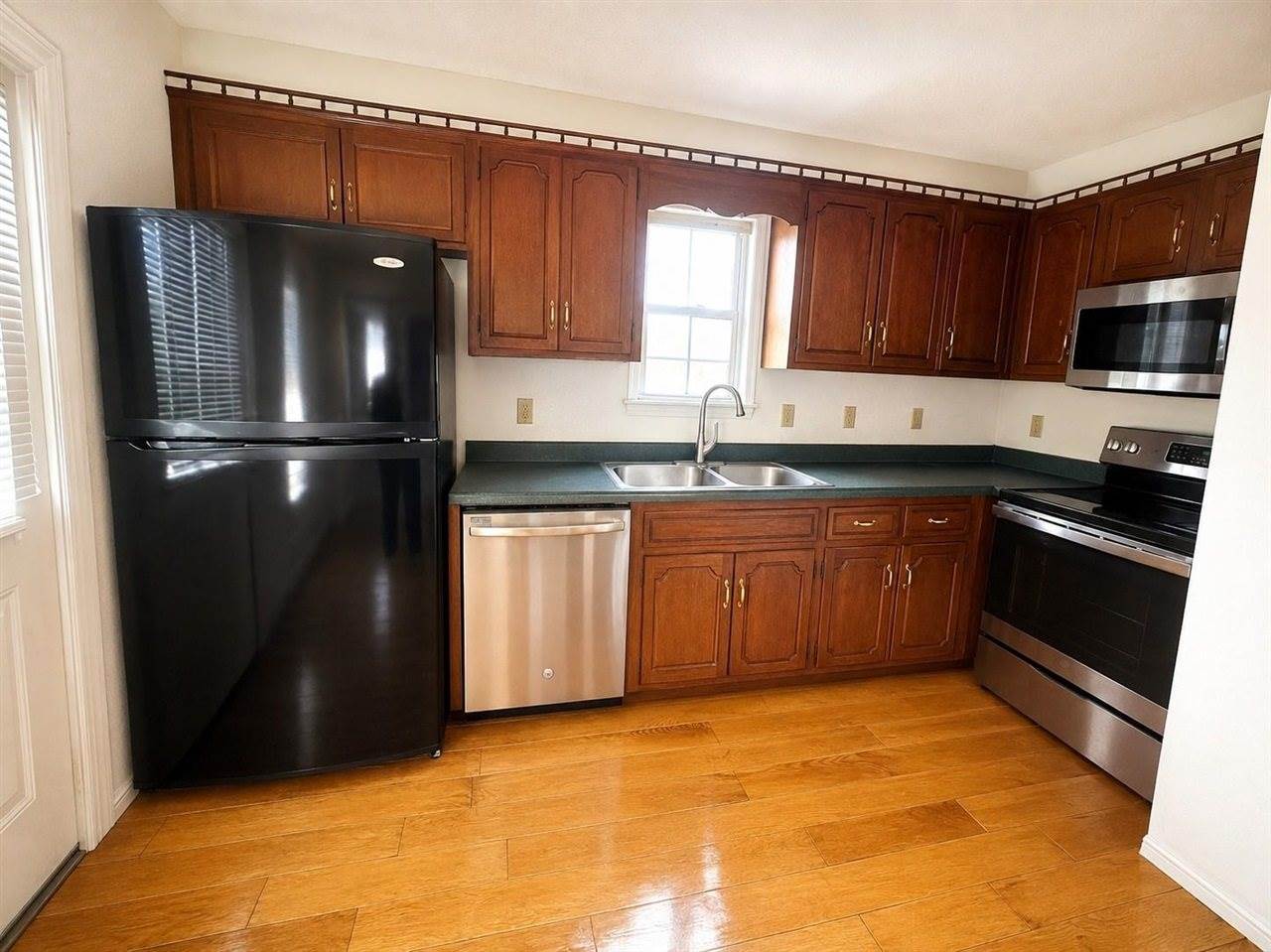 77 Miranda Lane, Cadiz, KY 42211