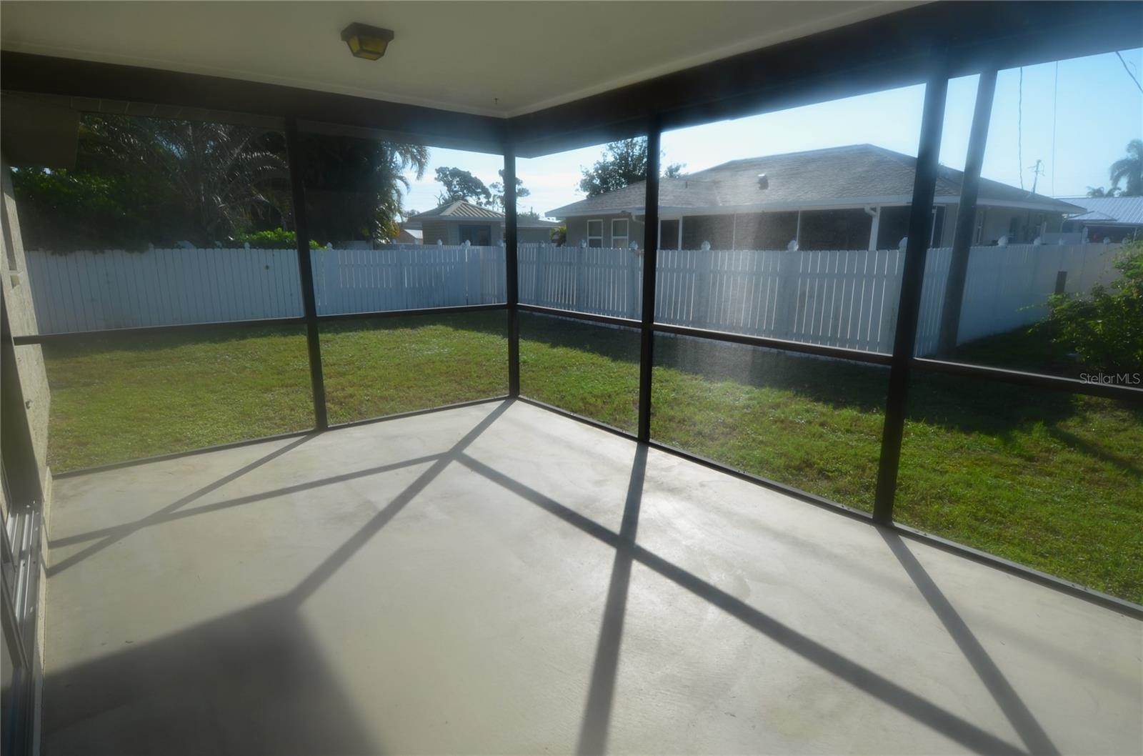 1379 Everest Road, Venice, FL 34293