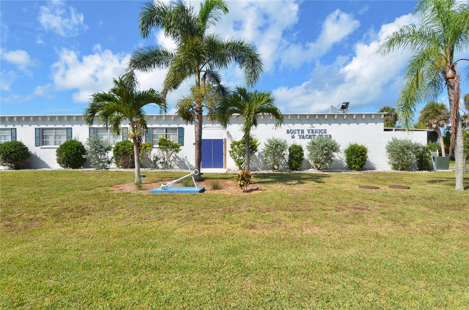 1379 Everest Road, Venice, FL 34293