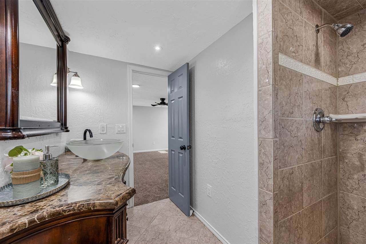 1305 NW Smith Ave, Lawton, OK 73507