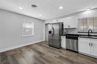 1305 NW Smith Ave, Lawton, OK 73507