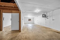 1305 NW Smith Ave, Lawton, OK 73507