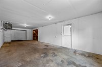 1305 NW Smith Ave, Lawton, OK 73507