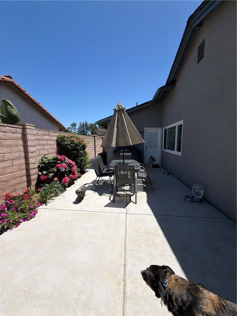 401 meadowbrook Drive, Santa Maria, CA 93455
