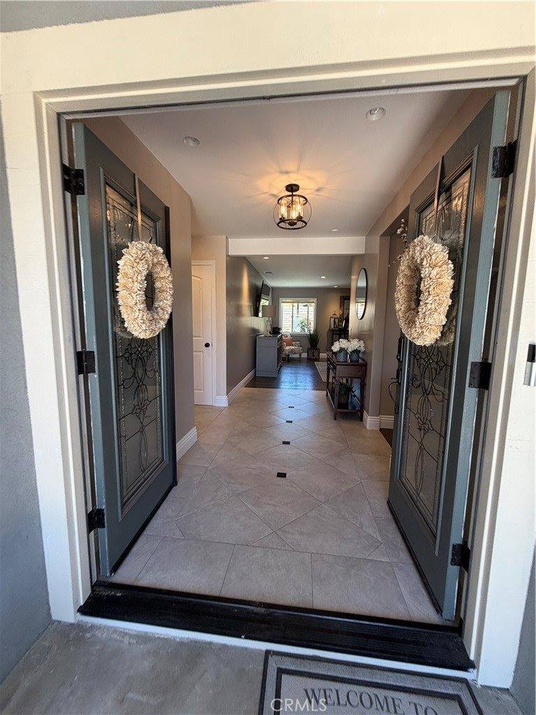 401 meadowbrook Drive, Santa Maria, CA 93455
