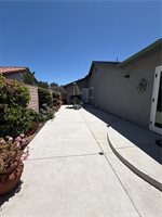 401 meadowbrook Drive, Santa Maria, CA 93455