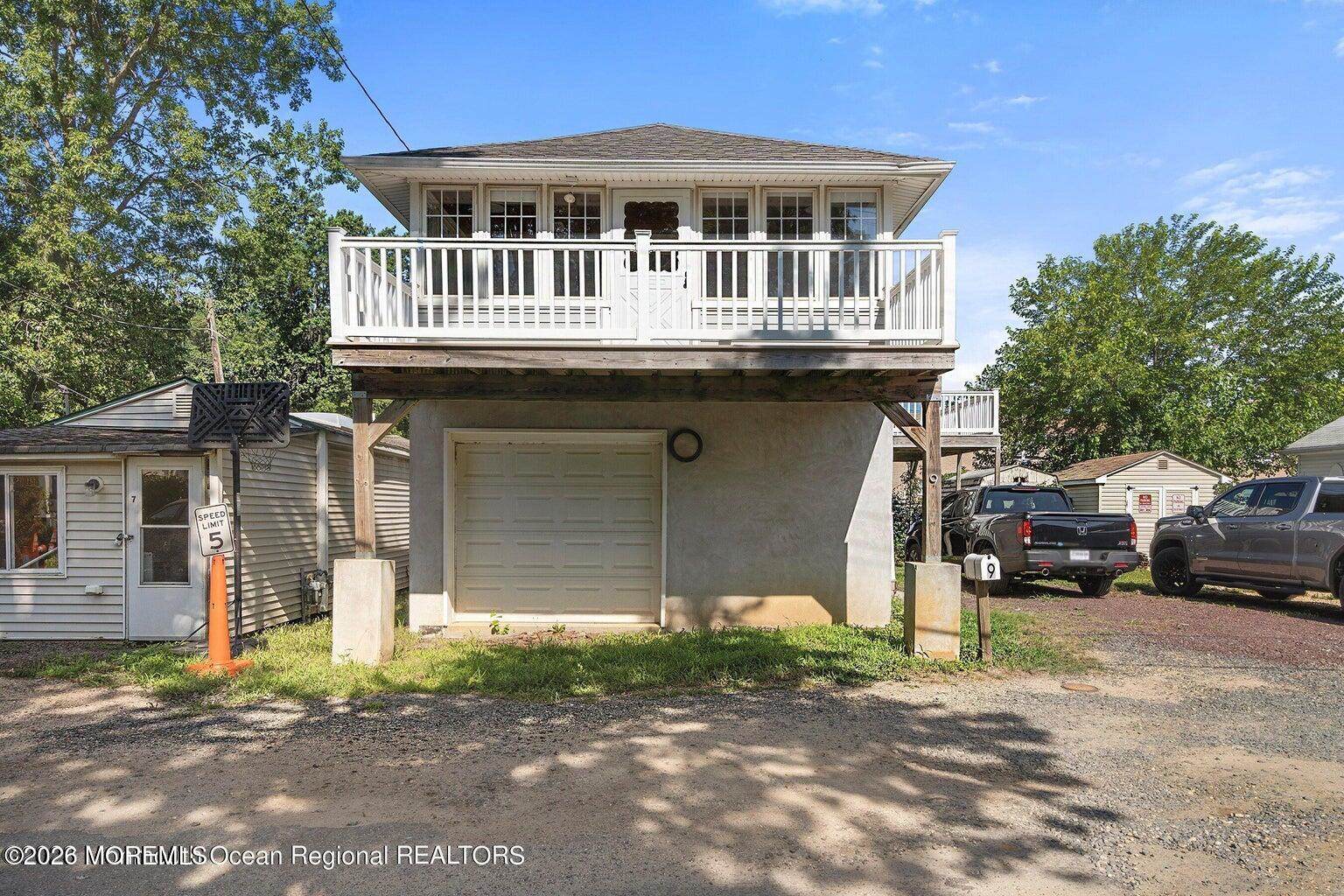 9 Gravelly Point Road, Highlands, NJ 07732