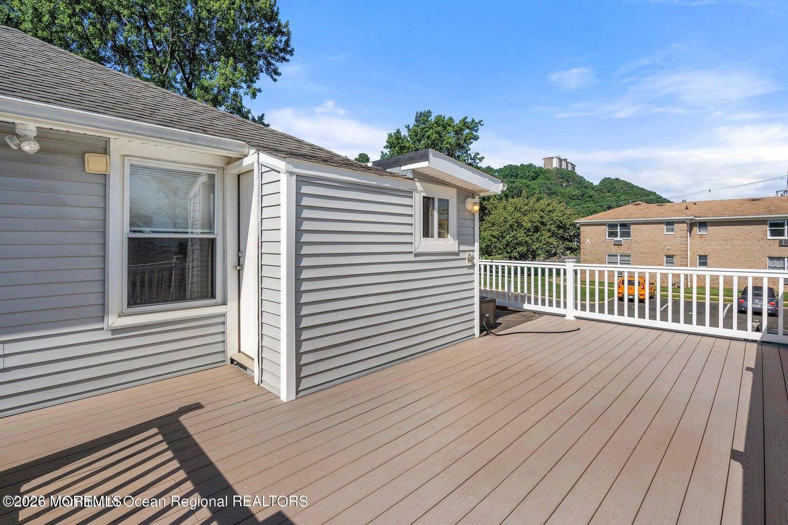 9 Gravelly Point Road, Highlands, NJ 07732