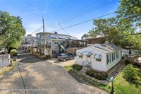 9 Gravelly Point Road, Highlands, NJ 07732